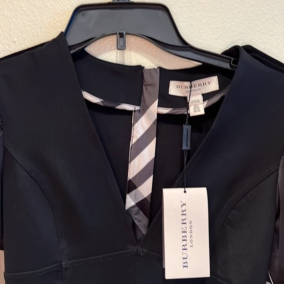 Burberry London LBD - Picture 6 of 10